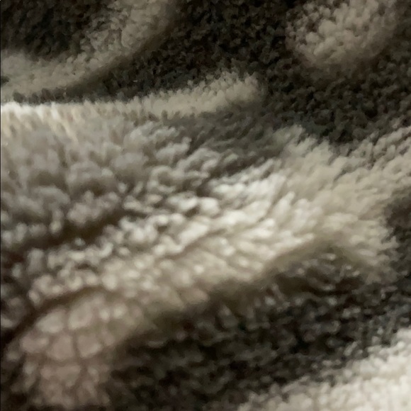 Meet your Posher, Karen - Picture 1 of 1